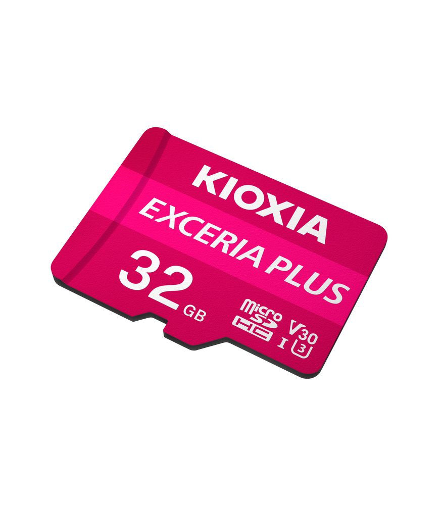 Kioxia_microSD_LAYING_EXCERIA_PLUS_32GB_875X1000.png